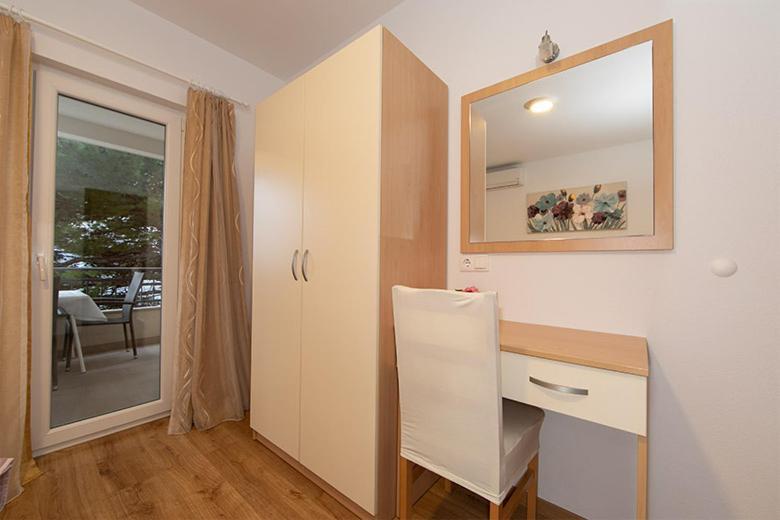 Apartmani Vice Brela Eksteriør billede